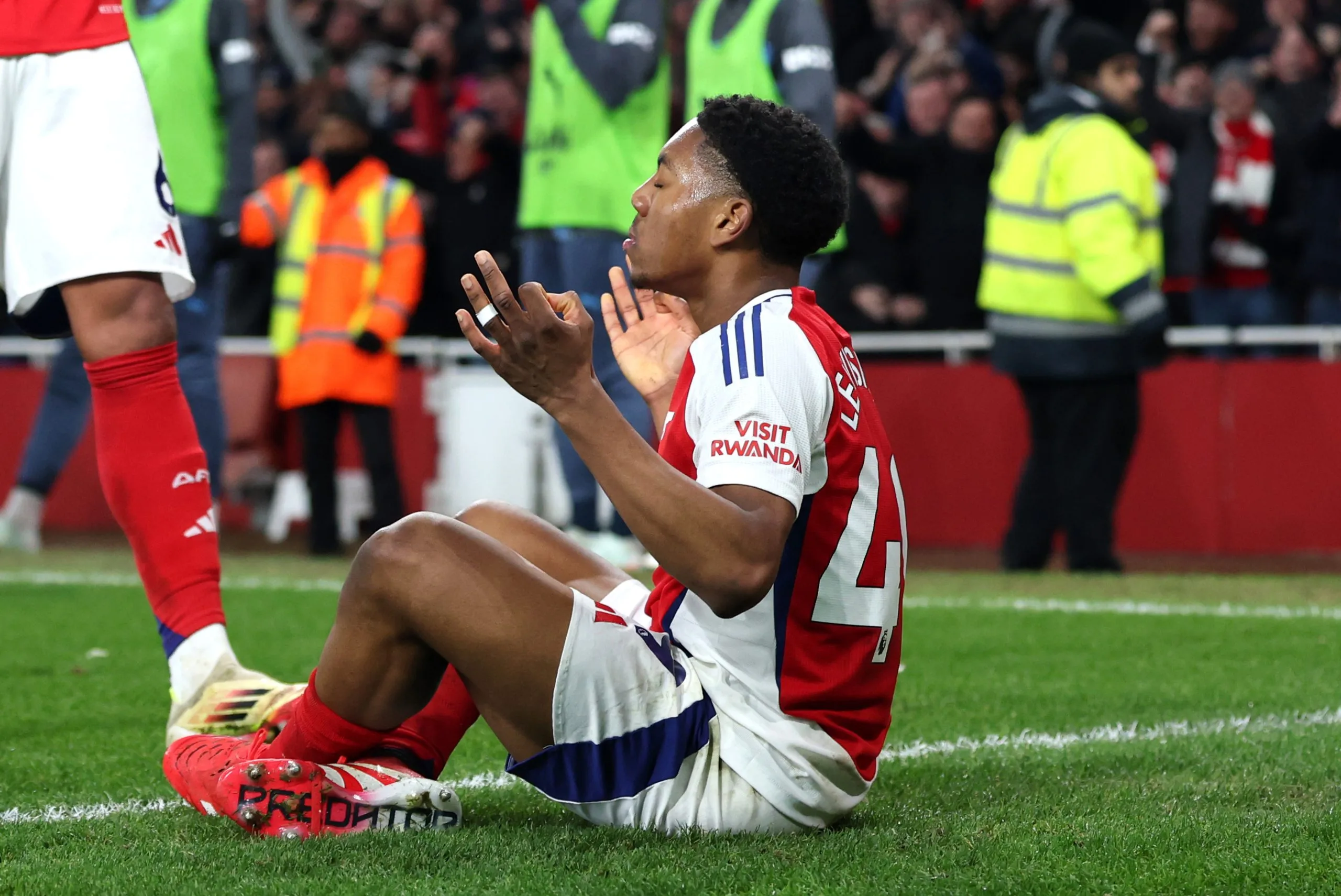 Η Άρσεναλ ωριμάζει: Μαθήματα από τον εορτασμό του Λιούις-Σκέλι