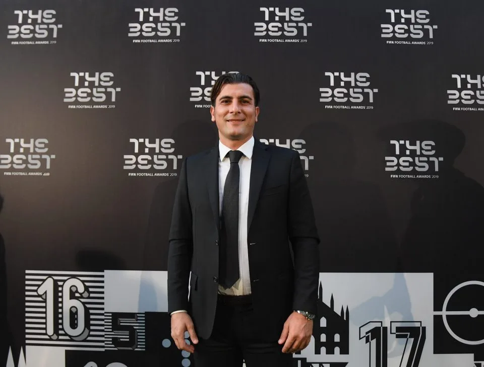 Η Εμπιστοσύνη του Χίβου στον Εσπόζιτο Αποδίδει Καρπούς