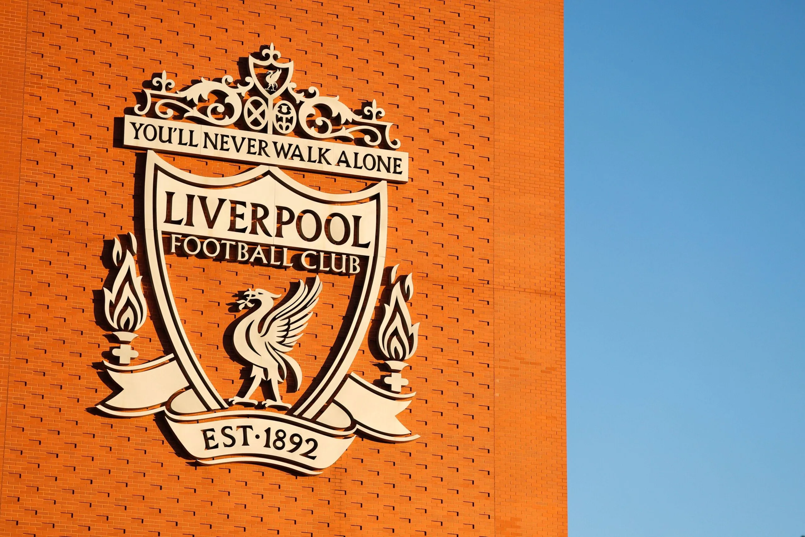 Αγωνία για την επιστροφή βασικών παικτών της Λίβερπουλ ενόψει Μάντσεστερ Γιουνάιτεντ