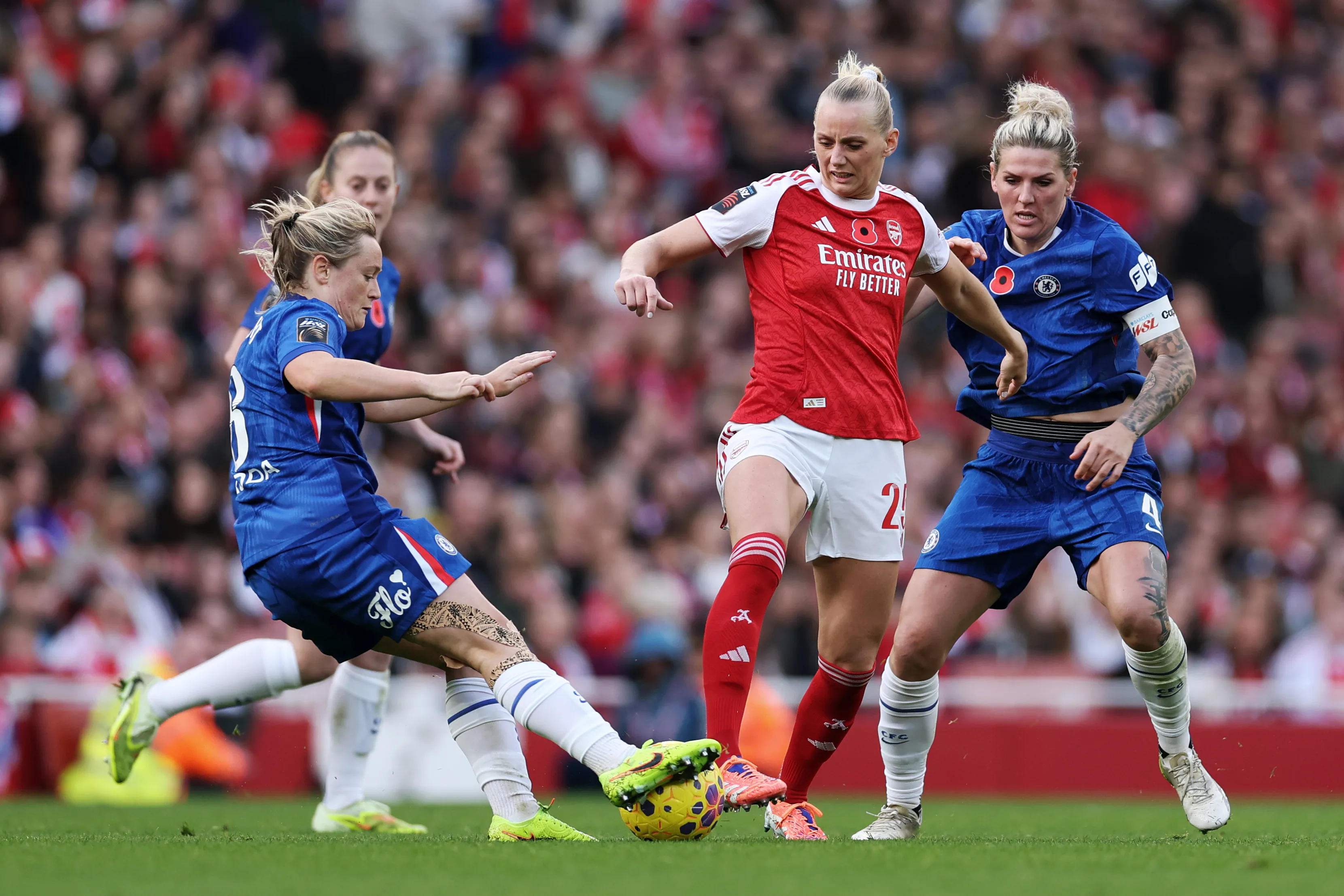 Ισοπαλία με ανατροπές στο Λονδρέζικο ντέρμπι της WSL