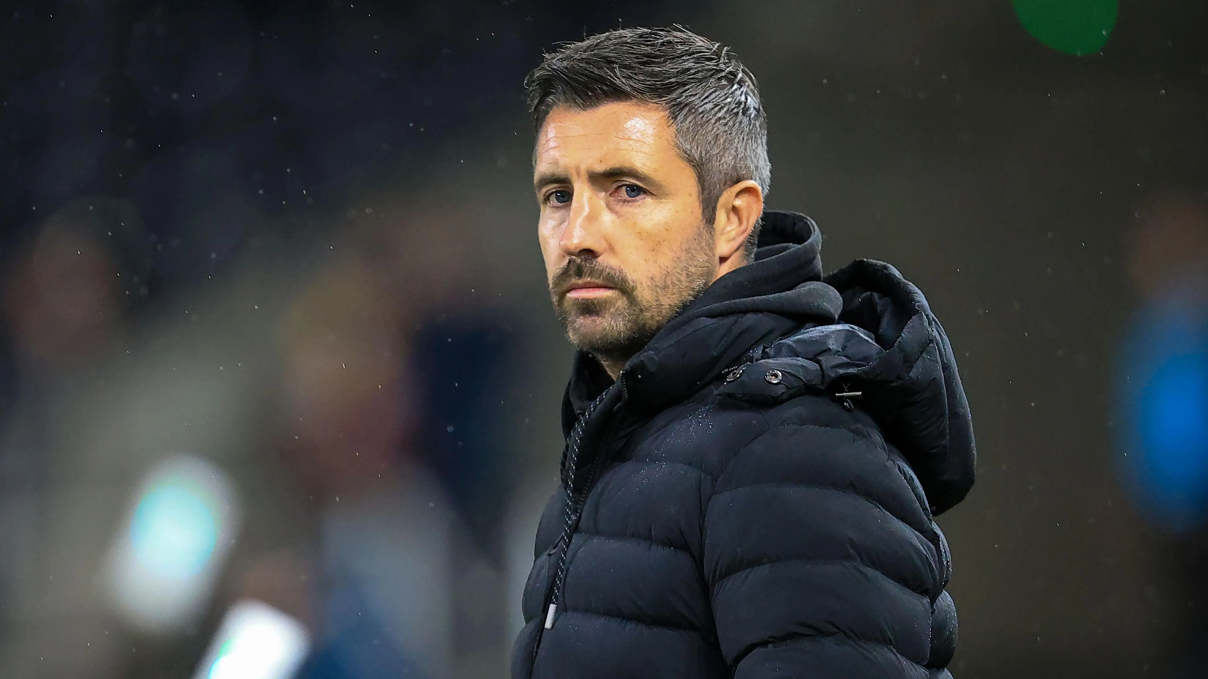 Αναζητώντας Λύσεις: Η Πρόκληση του Sheehan στη Swansea