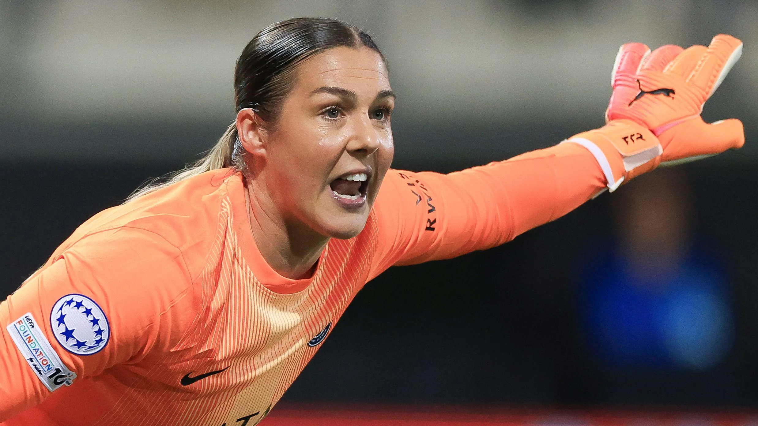 Η Επιστροφή της Mary Earps στο Old Trafford