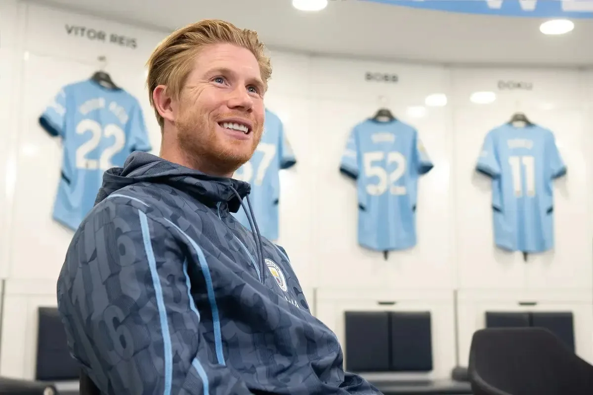 Arsenal star names &#8216;special&#8217; Manchester City legend as toughest Premier League opponent