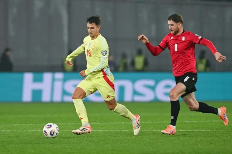 Ο Ζουμπιμέντι αλλάζει τα δεδομένα στη μεσαία γραμμή της Ισπανίας