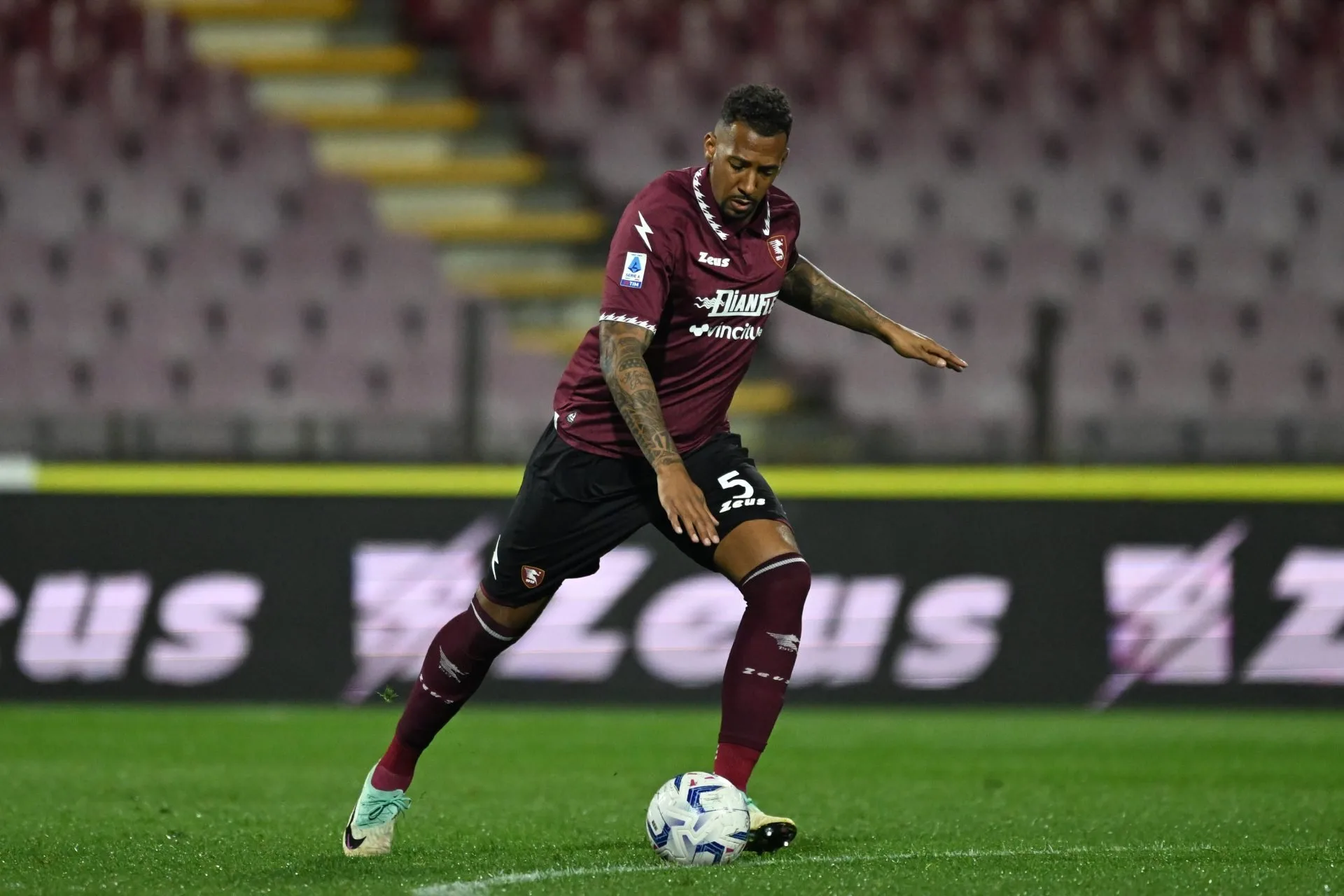 Barcelona open their doors for former Germany international to train at club facilities