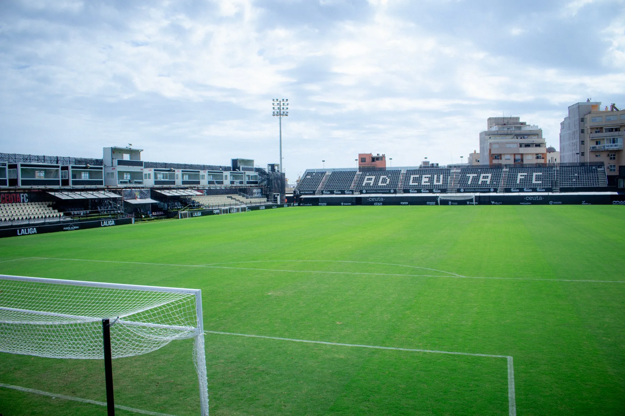 Διακοπή αγώνα λόγω τραγικού περιστατικού με φίλαθλο