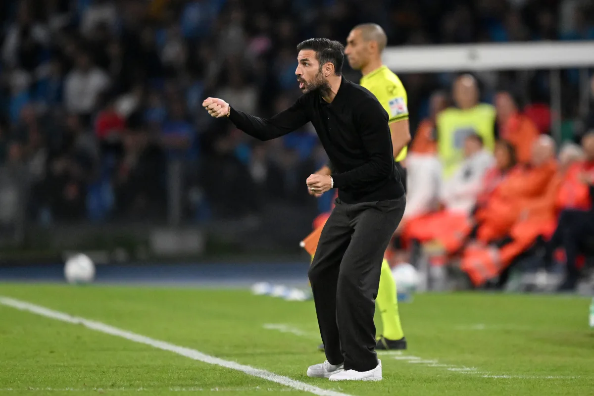 Η Como του Φάμπρεγας Ανατρέπει τα Προγνωστικά στη Serie A