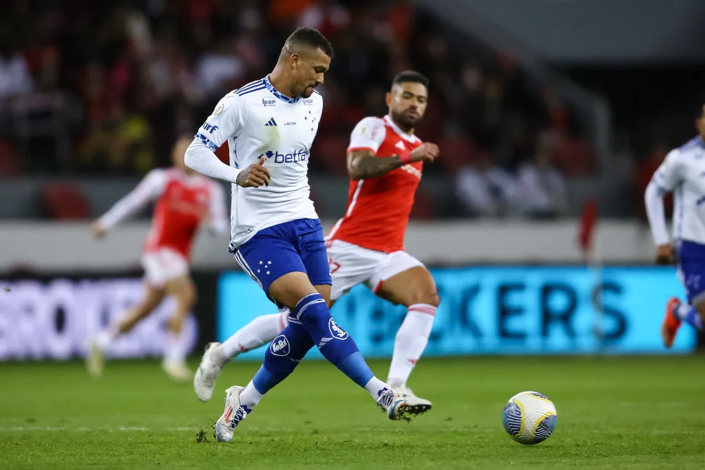 ? Cruzeiro cash in nicely on loan duo