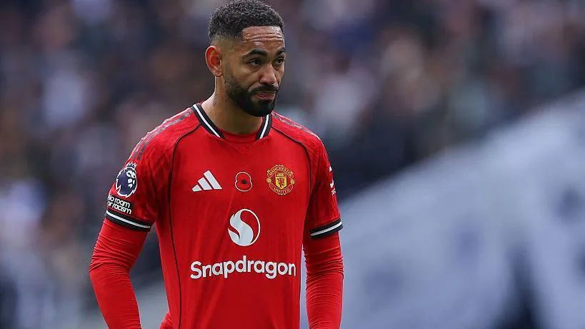 Cunha misses Christmas switch-on after &#39;training accident&#39;