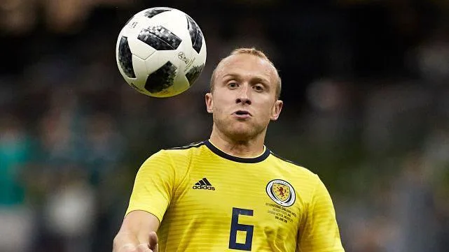 Ο Ντίλαν ΜακΓκιούχ ενισχύει τη μεσαία γραμμή της Μπαλιμένα