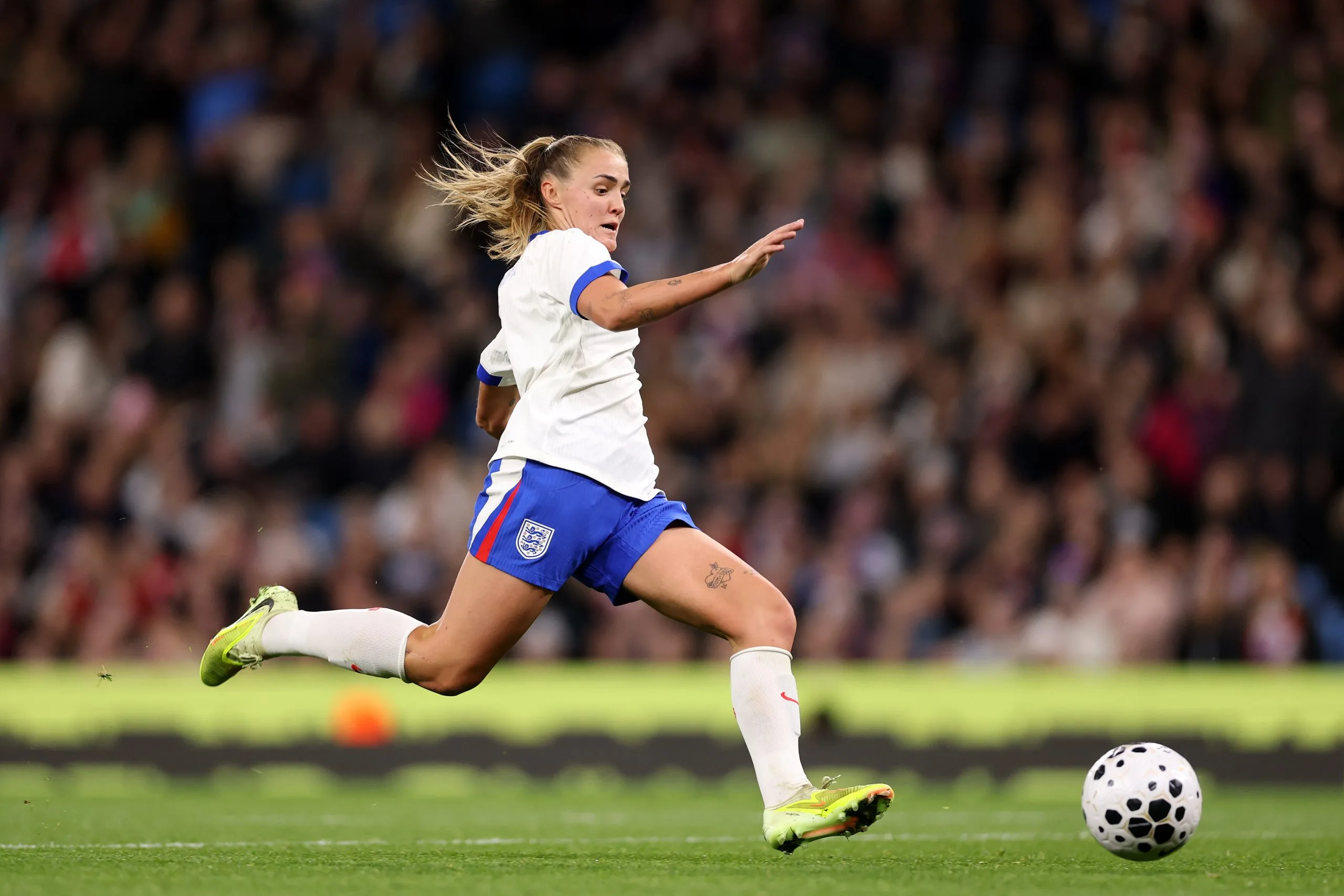 Εντυπωσιακή νίκη των Λιονταρισσών με χατ-τρικ της Στάνγουεϊ