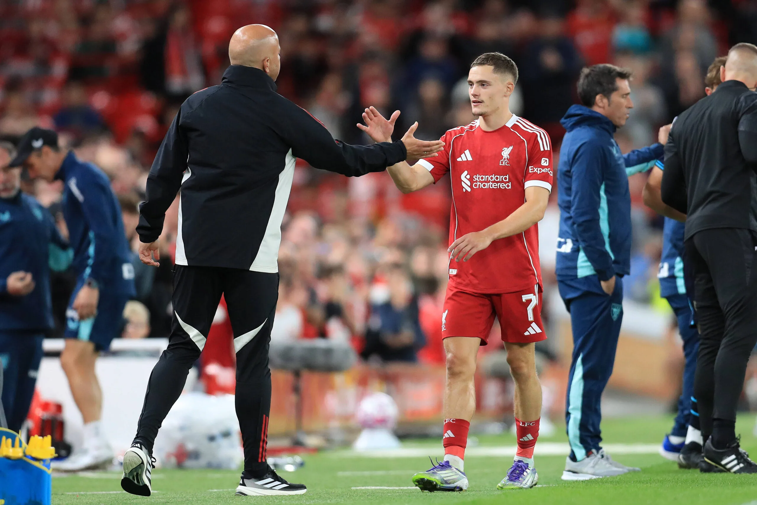 Λίβερπουλ: Κρίσιμη Αναμέτρηση με Μάντσεστερ Σίτι