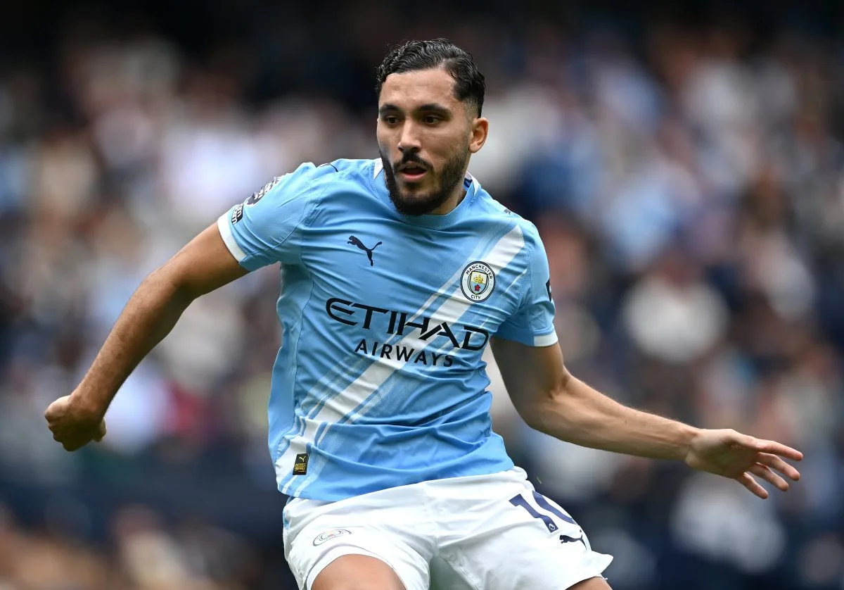 Ο Ραγιάν Σερκί: Ένας ποδοσφαιριστής παλιάς σχολής στη Μάντσεστερ Σίτι