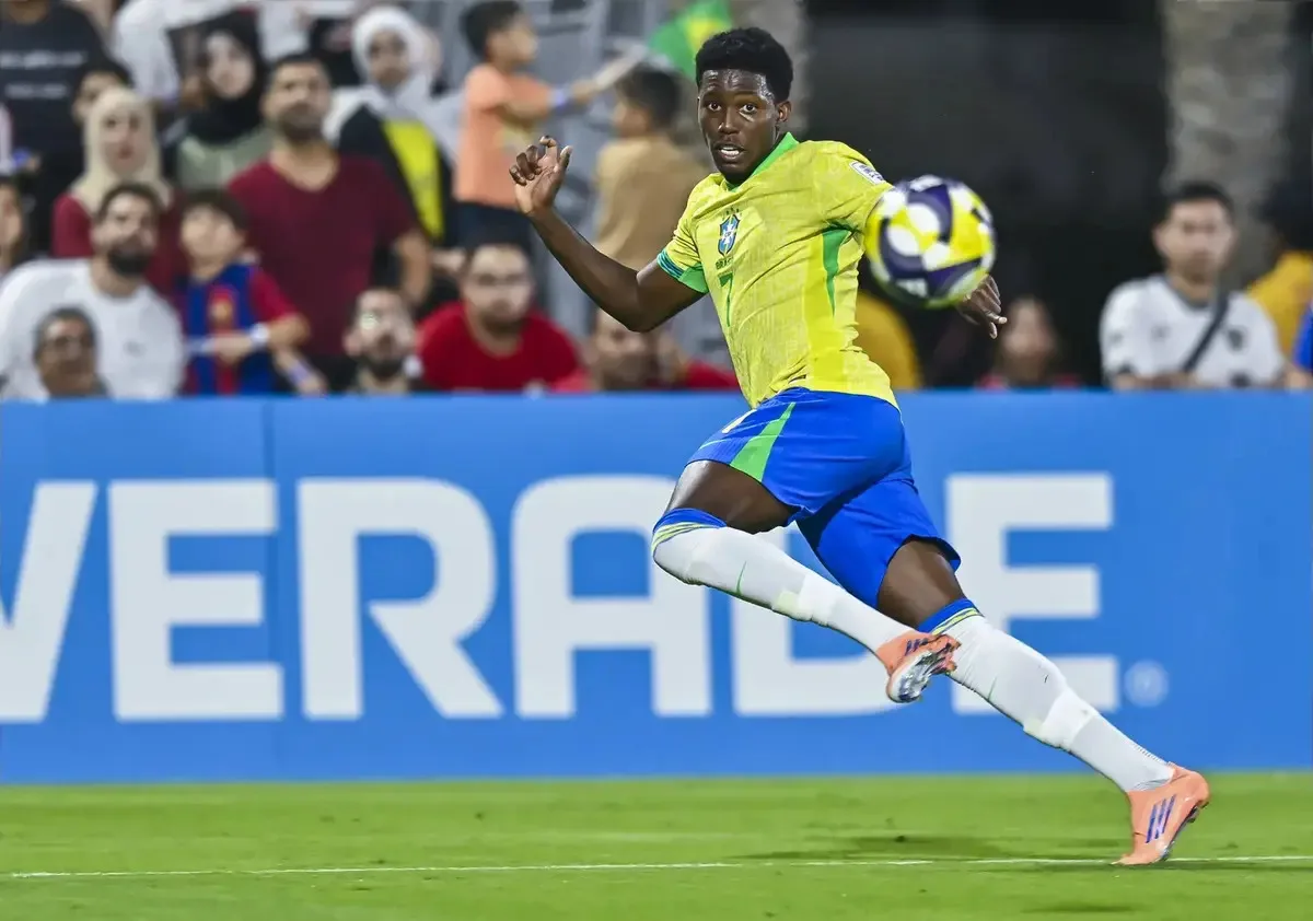 Η Μάντσεστερ Σίτι παρακολουθεί το ταλέντο της Μπαΐα, Ρουάν Πάμπλο