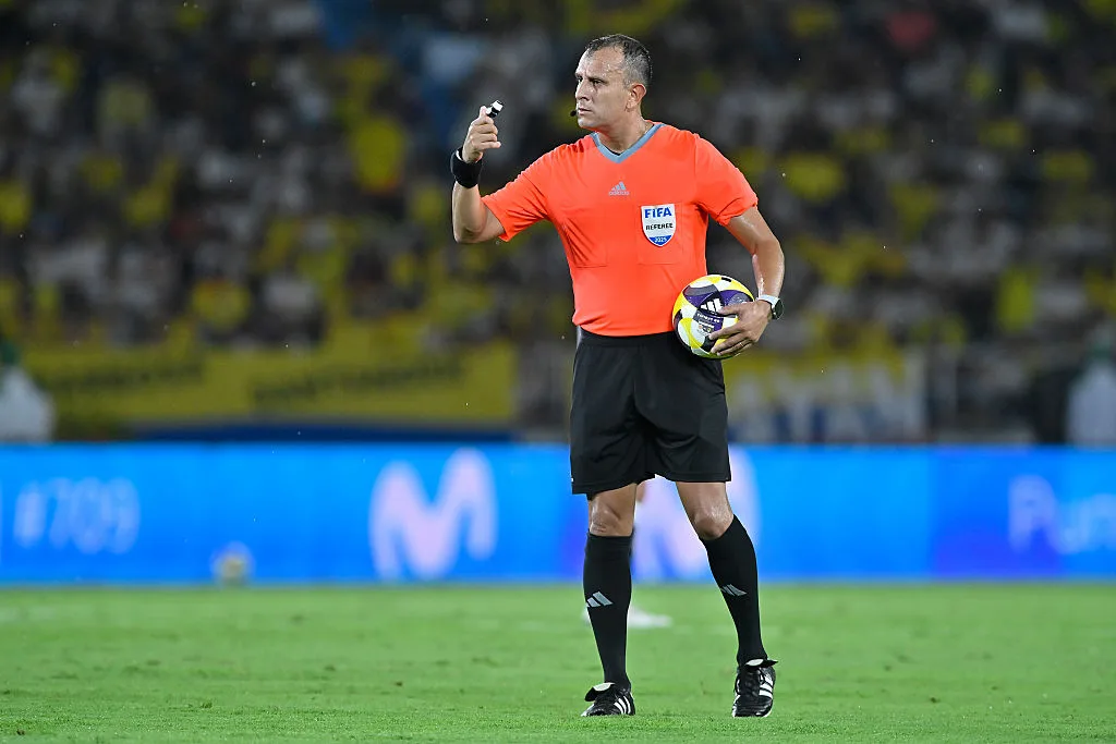 ?Official: Libertadores final gets its referee