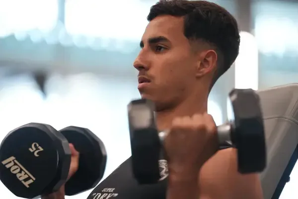 Ο Βραζιλιάνος Αμυντικός Βίτορ Ρέις Εντυπωσιάζει στη La Liga