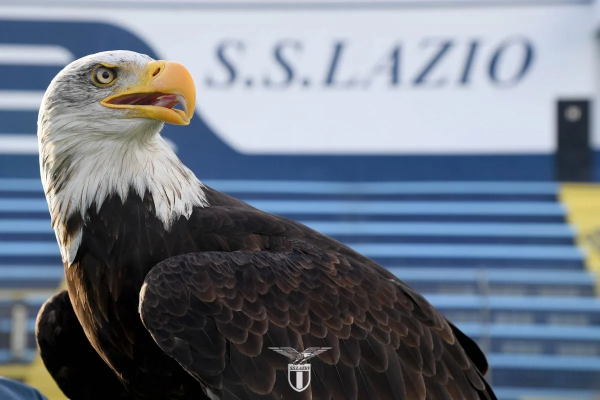 Η Λάτσιο καλωσορίζει νέο αετό μετά από σκάνδαλο