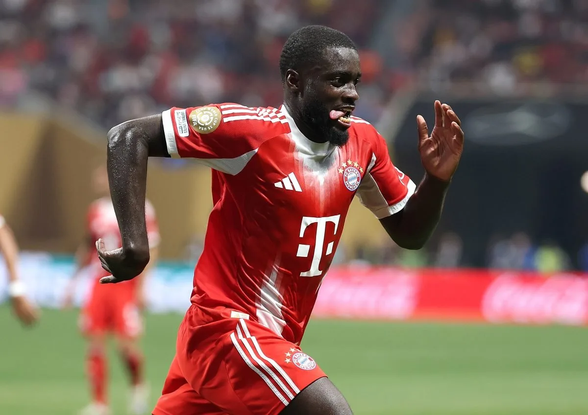 Η Παρί Σεν Ζερμέν στοχεύει τον Ουπαμεκανό αν φύγει από την Μπάγερν