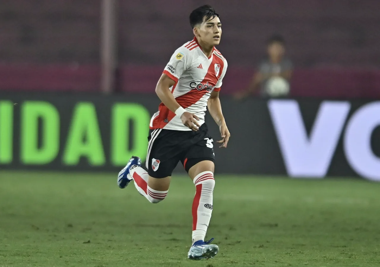 Η Λίβερπουλ στοχεύει το ταλέντο της Ρίβερ Πλέιτ, Ίαν Σουμπιάμπρε