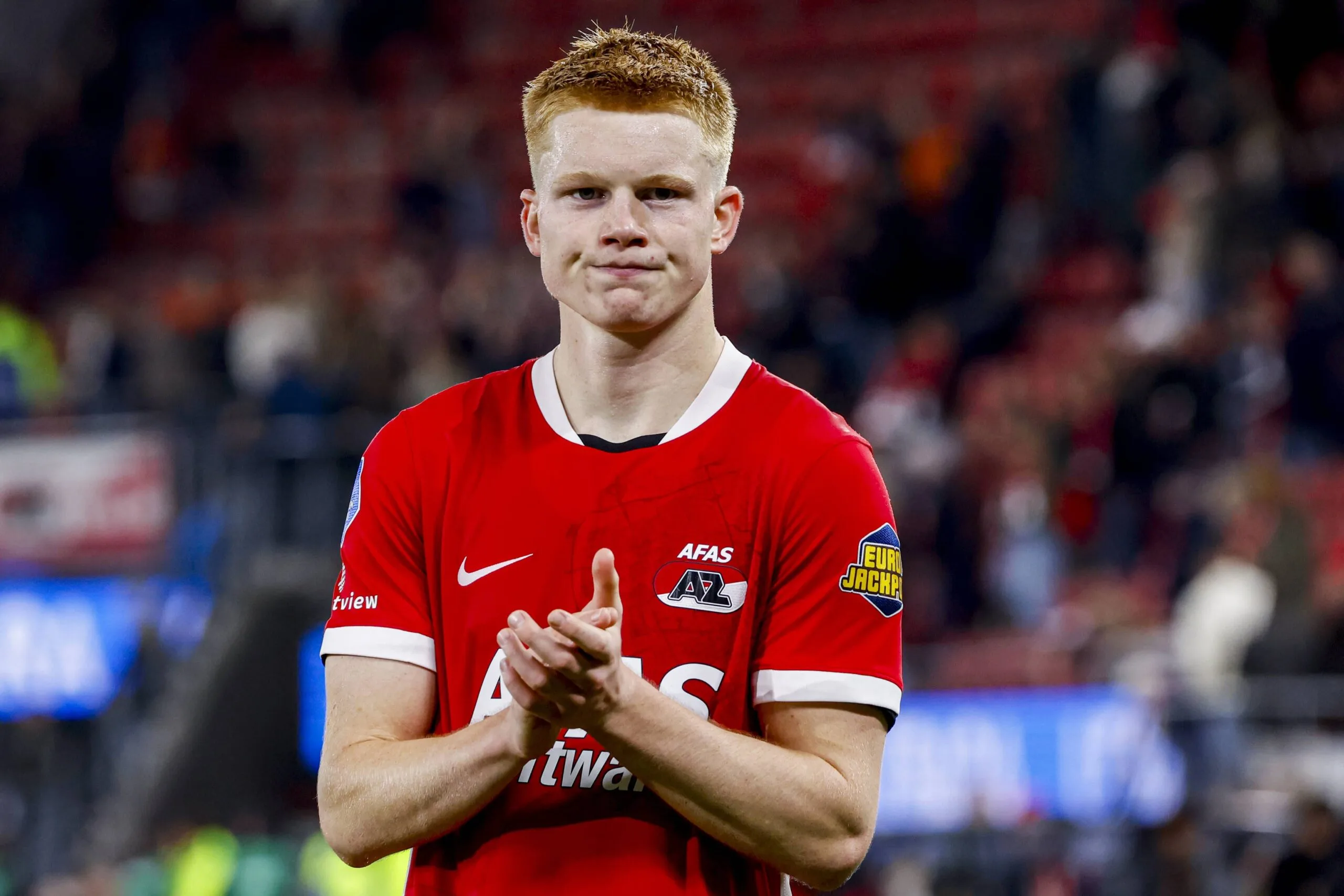 Η Νιούκαστλ στοχεύει τον ταλαντούχο Κέες Σμιτ