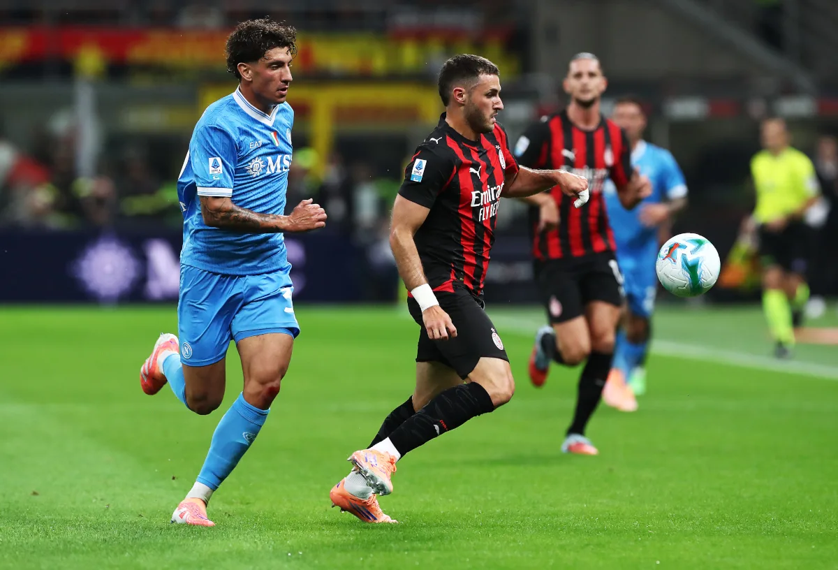Report Sunderland and Brentford want Milan striker Gimenez in January