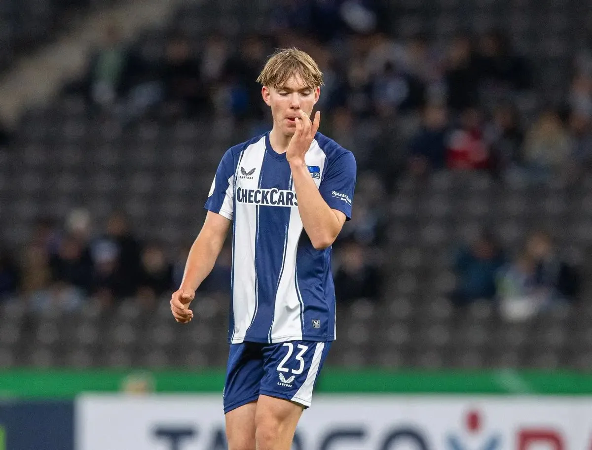 Η Μάχη των Γιγάντων για τον Νεαρό Αστέρα της Χέρτα