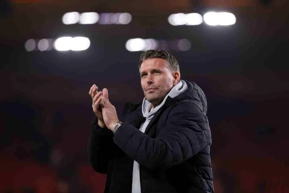 Ο Ρομπ Έντουαρντς Επιστρέφει στους Γουλβς: Μια Δεύτερη Ευκαιρία για Επιτυχία