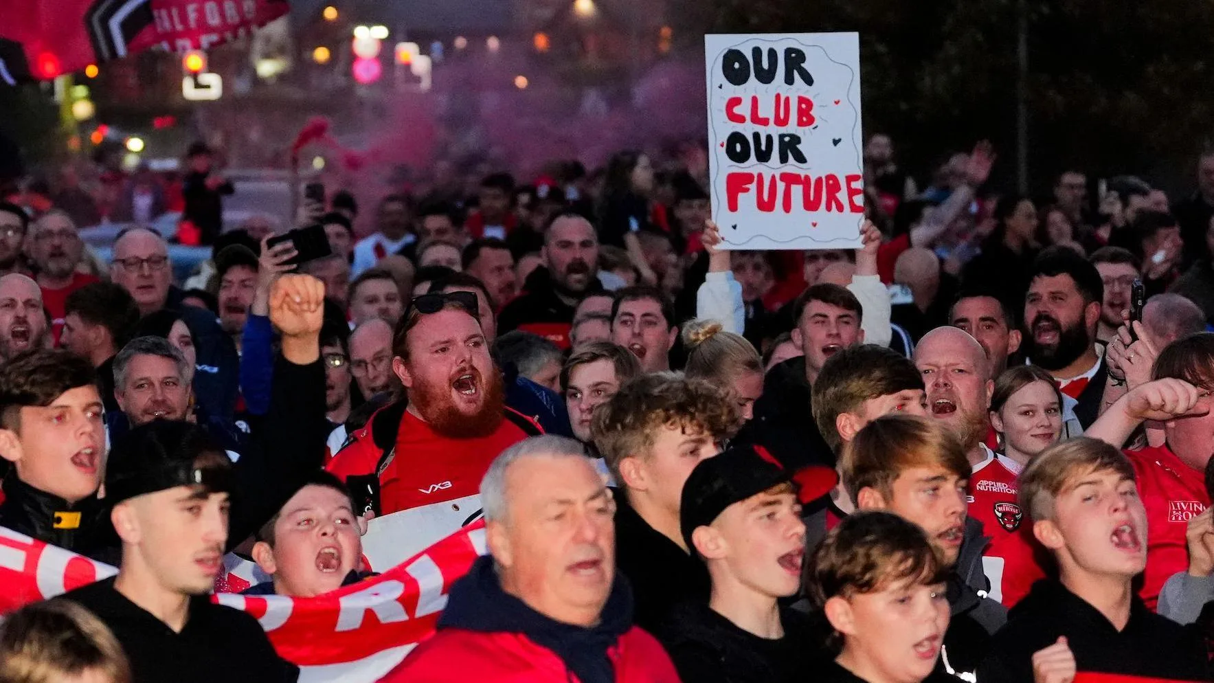 Σαλφορντ Ρεντ Ντέβιλς: Νέα Αναβολή για Οικονομικά Προβλήματα