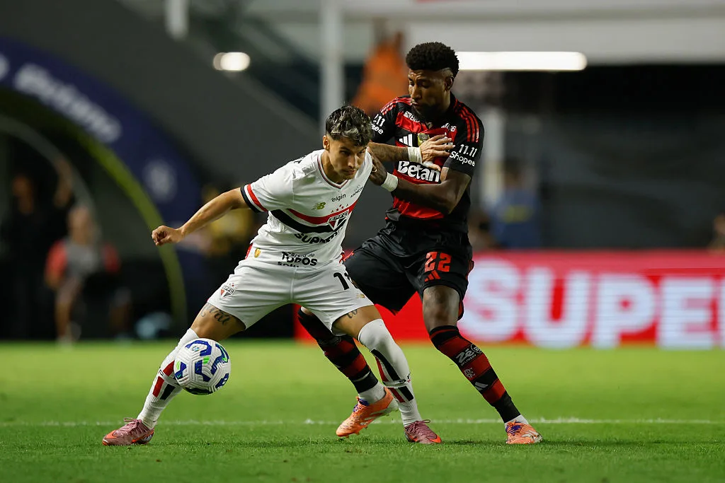 Σάο Πάολο και Φλαμένγκο σε συναρπαστική ισοπαλία