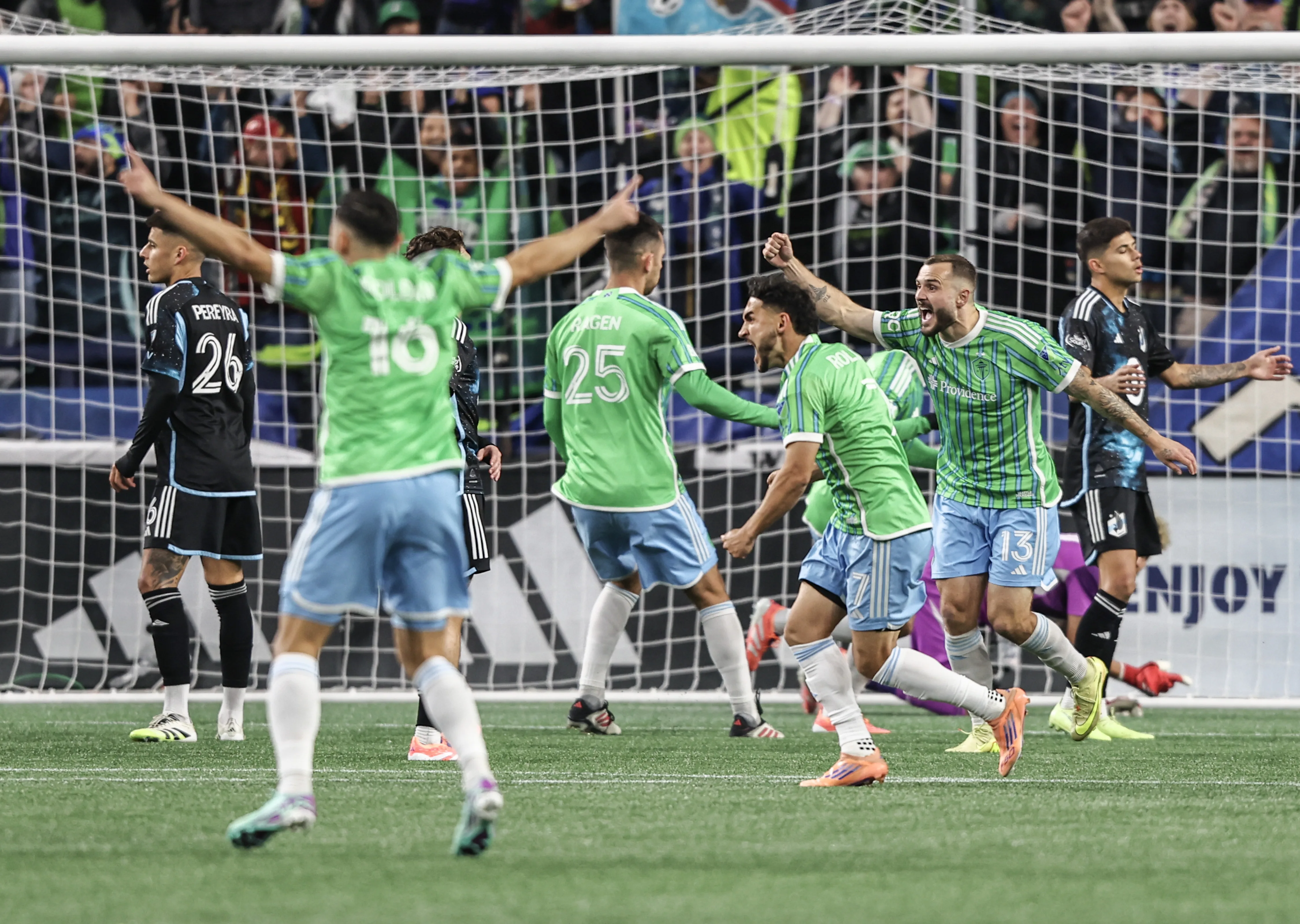 Ηρωική Αντίσταση των Σιάτλ Σάουντερς απέναντι στη Μινεσότα