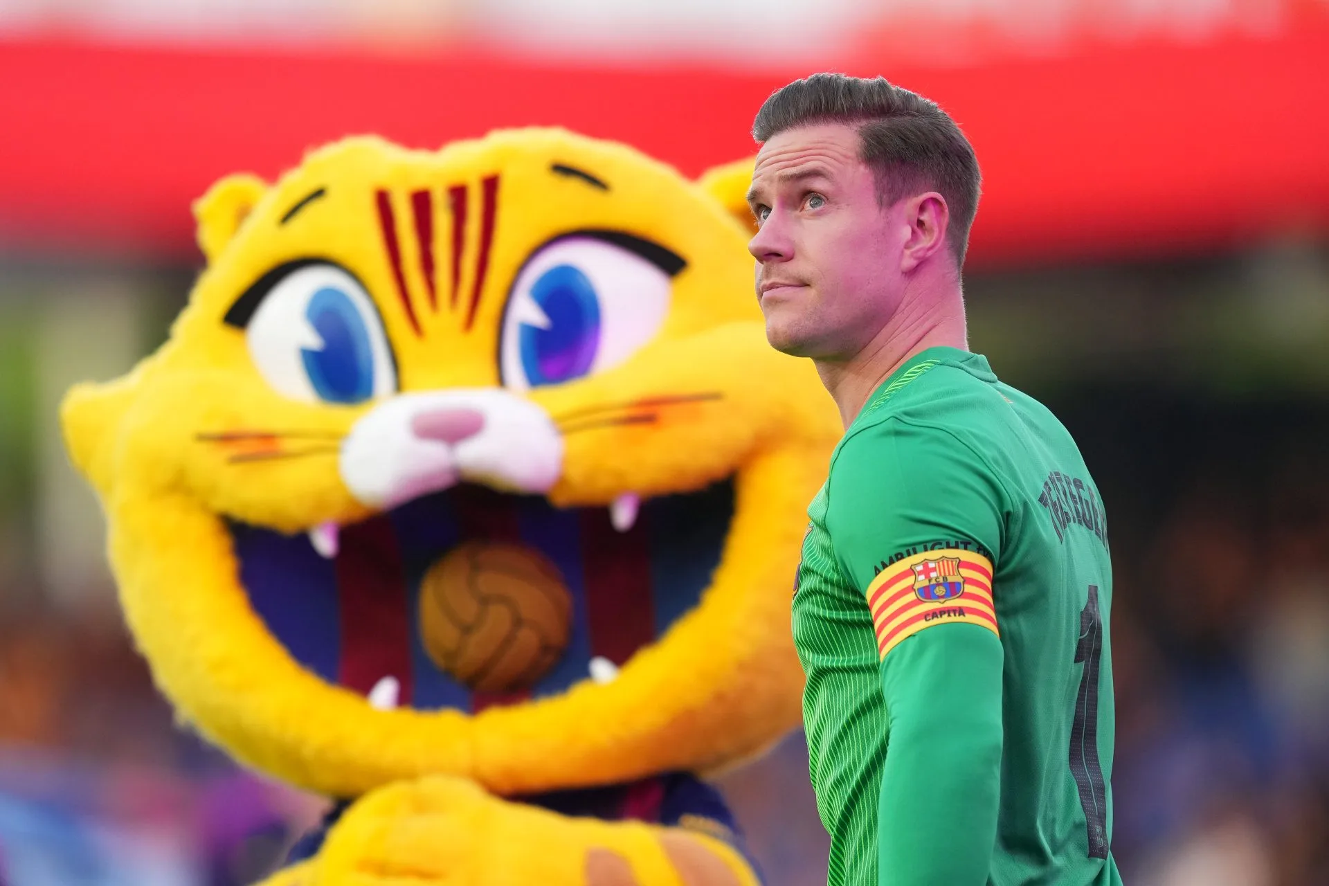 Spanish journalist squashes rumours about Barcelona receiving an offer for club captain