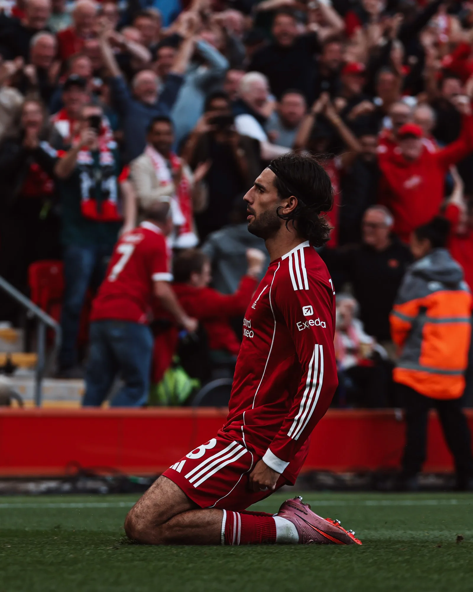 Ο Σομποσλάι ως ηγέτης της Λίβερπουλ απέναντι στη Ρεάλ