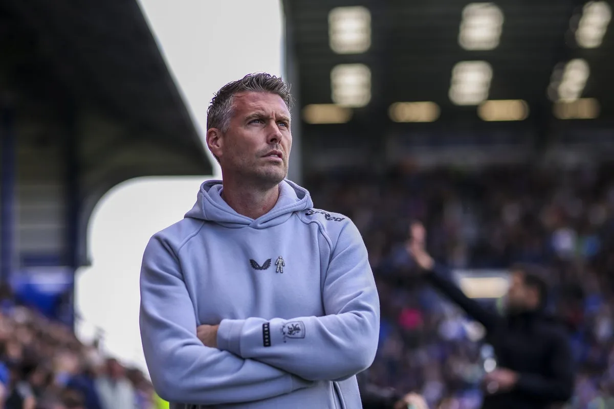 Ο Ρομπ Έντουαρντς αναλαμβάνει την αναγέννηση των Γουλβς