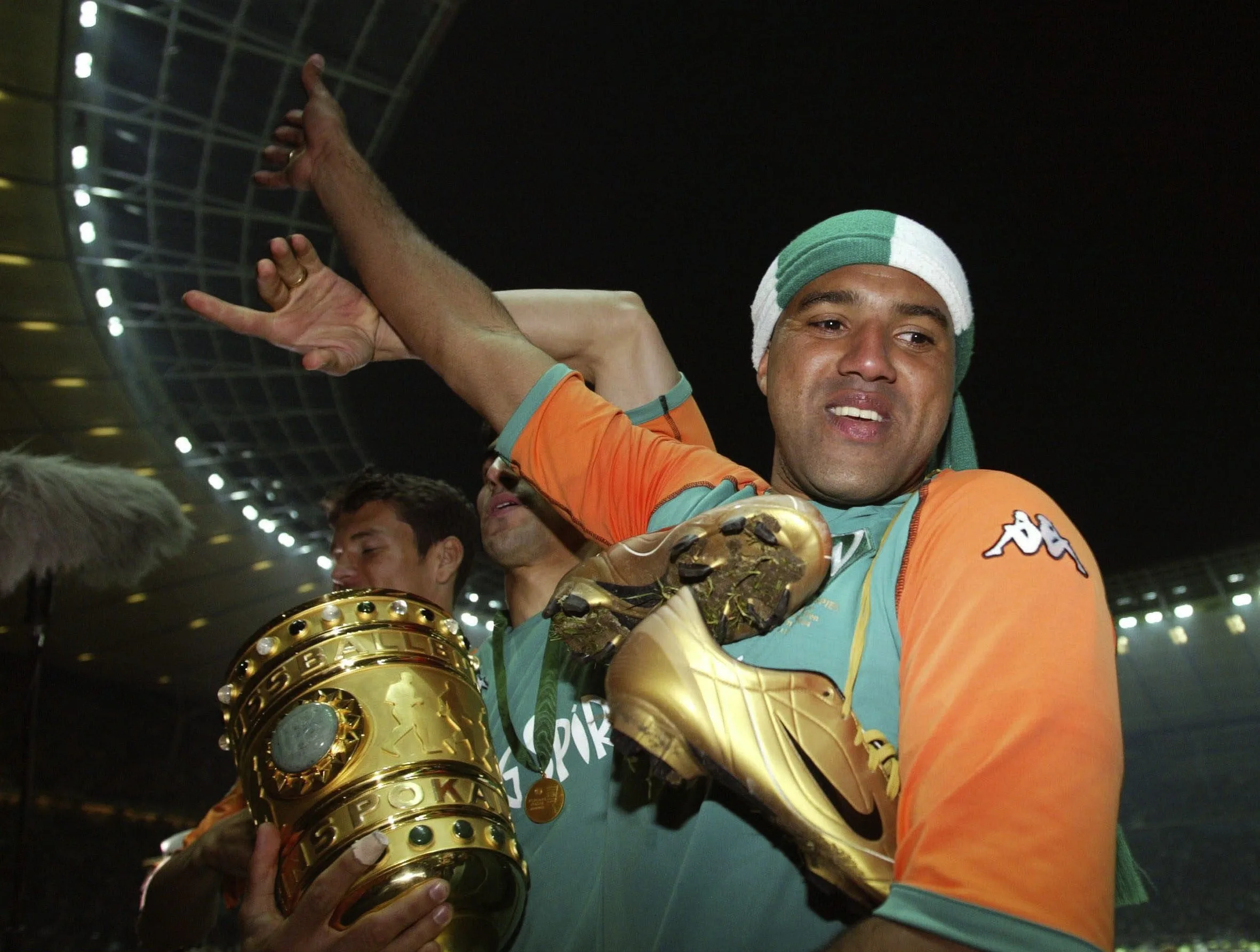 Η Επιστροφή του Χρυσού Παπουτσιού στον Αϊλτον