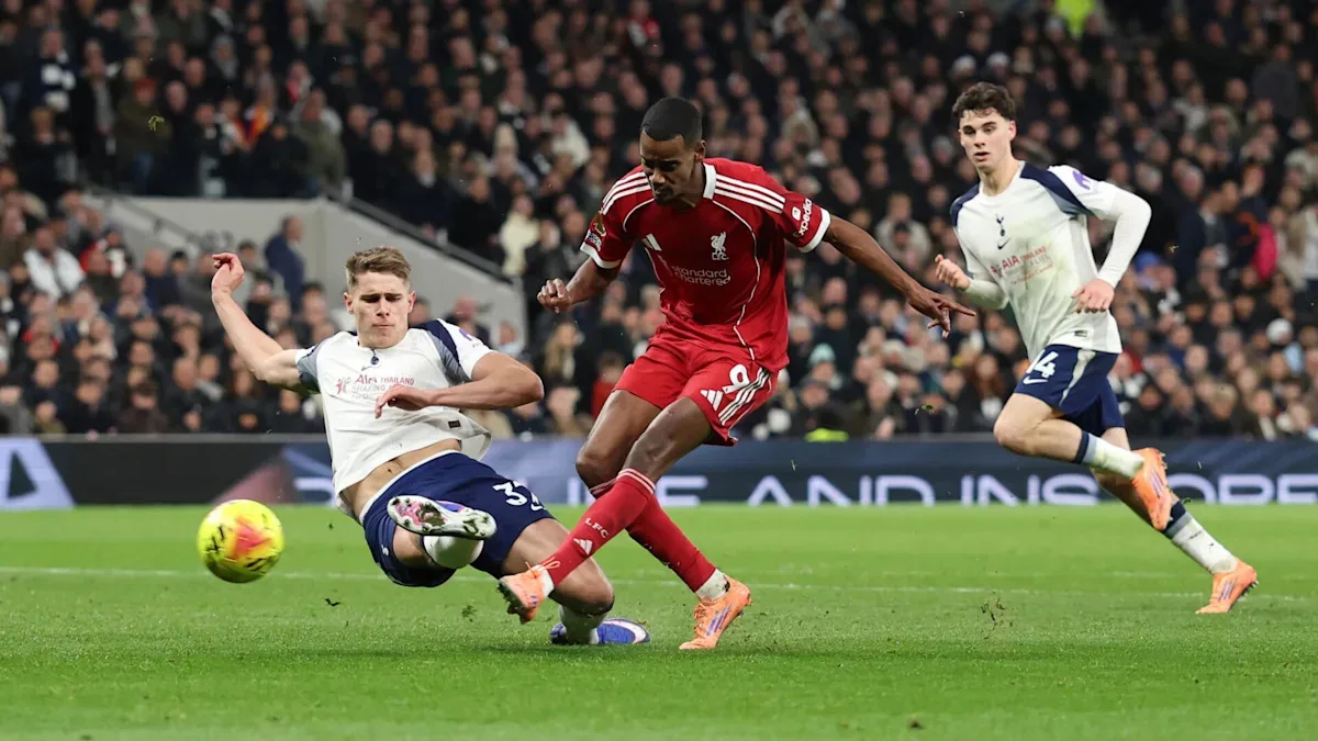 Σοβαρός τραυματισμός για τον Άλεξάντερ Ίσακ στο ματς με την Τότεναμ