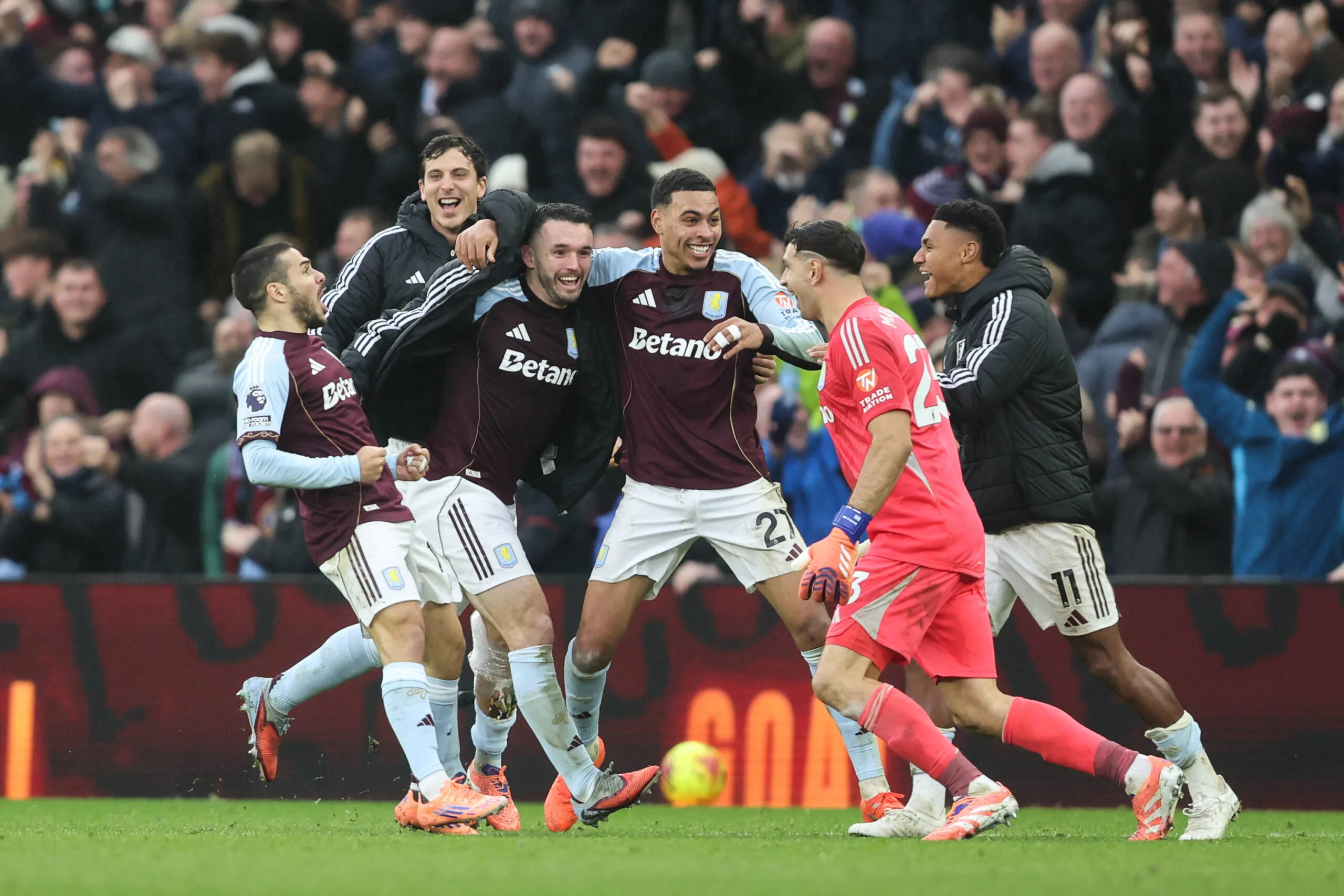 Η Άστον Βίλα επικρατεί της Άρσεναλ με γκολ του Μπουεντία