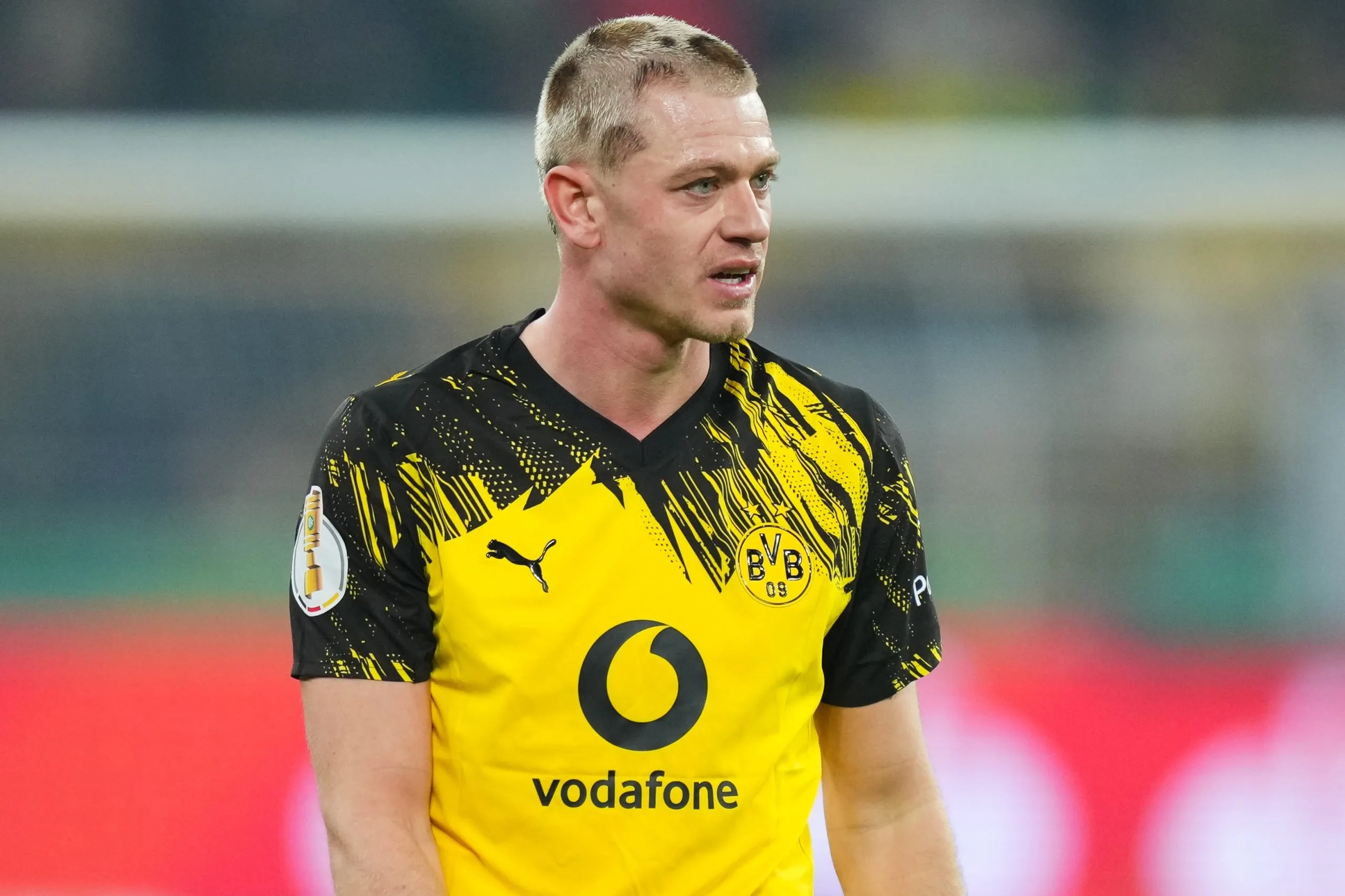 Barcelona close in on January purchase of Borussia Dortmund’s Julian Ryerson