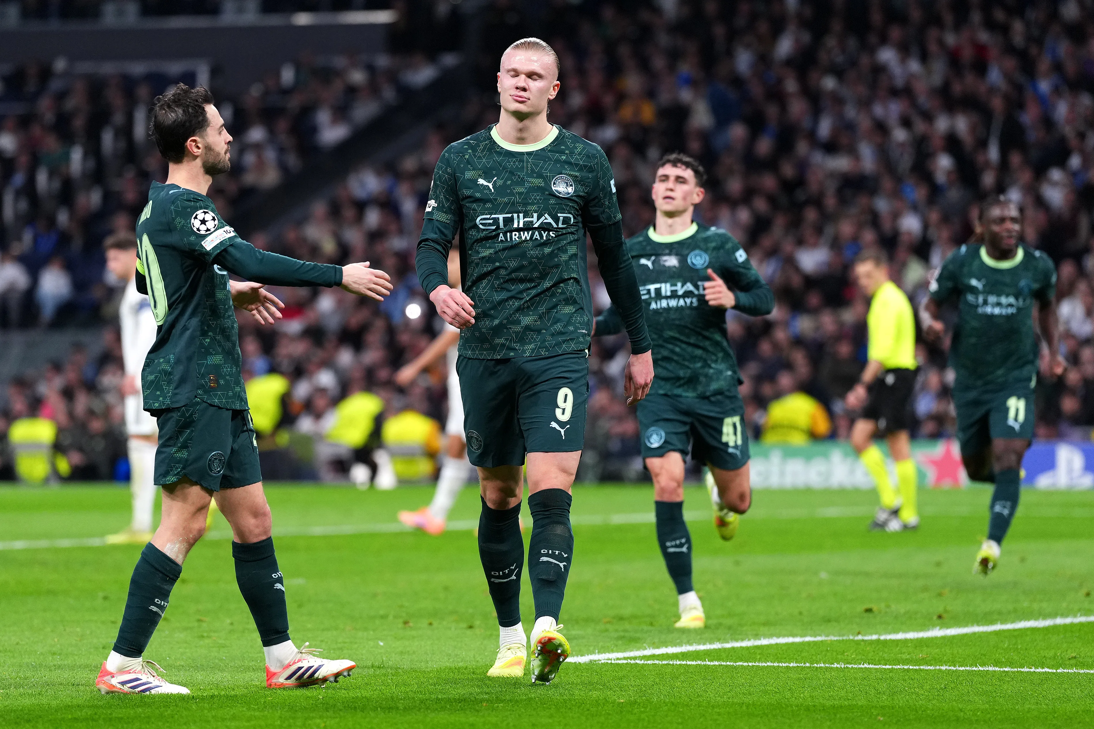 Ο Χάαλαντ γράφει ιστορία με νέο ρεκόρ στο Champions League