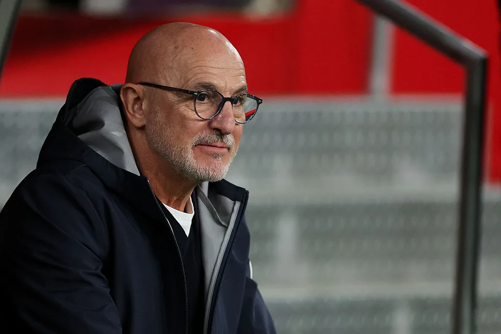 Ο Λουίς ντε λα Φουέντε κορυφαίος προπονητής εθνικών ομάδων για το 2025