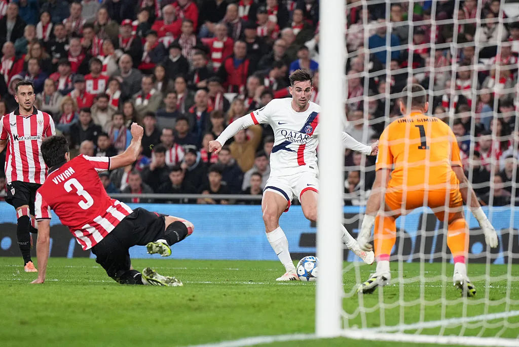 Ο Λουίς Ενρίκε αποθεώνει τον Ουνάι Σιμόν