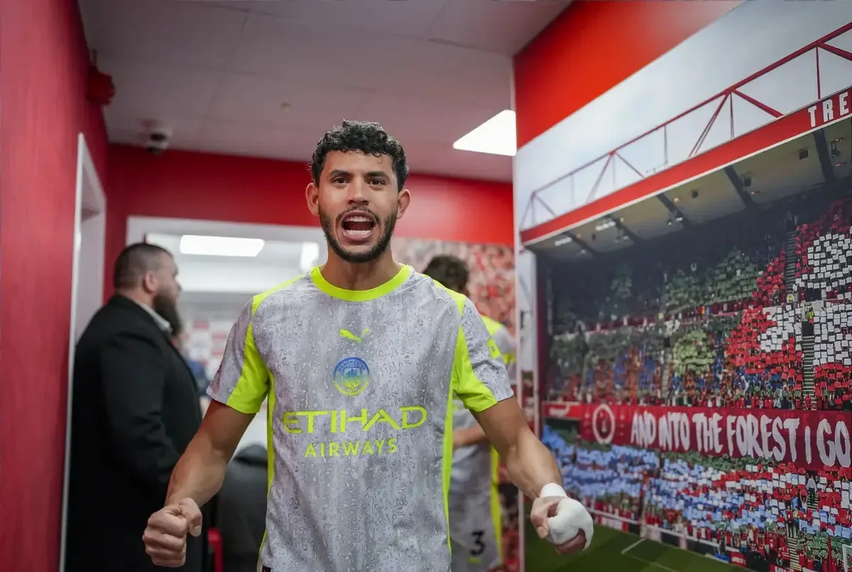 Η Μάντσεστερ Σίτι δεν σχεδιάζει μεταγραφές για δεξιό μπακ τον Ιανουάριο