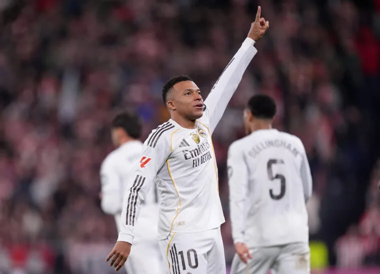 Ο Μπαπέ οδηγεί τη Ρεάλ σε θρίαμβο με δύο γκολ