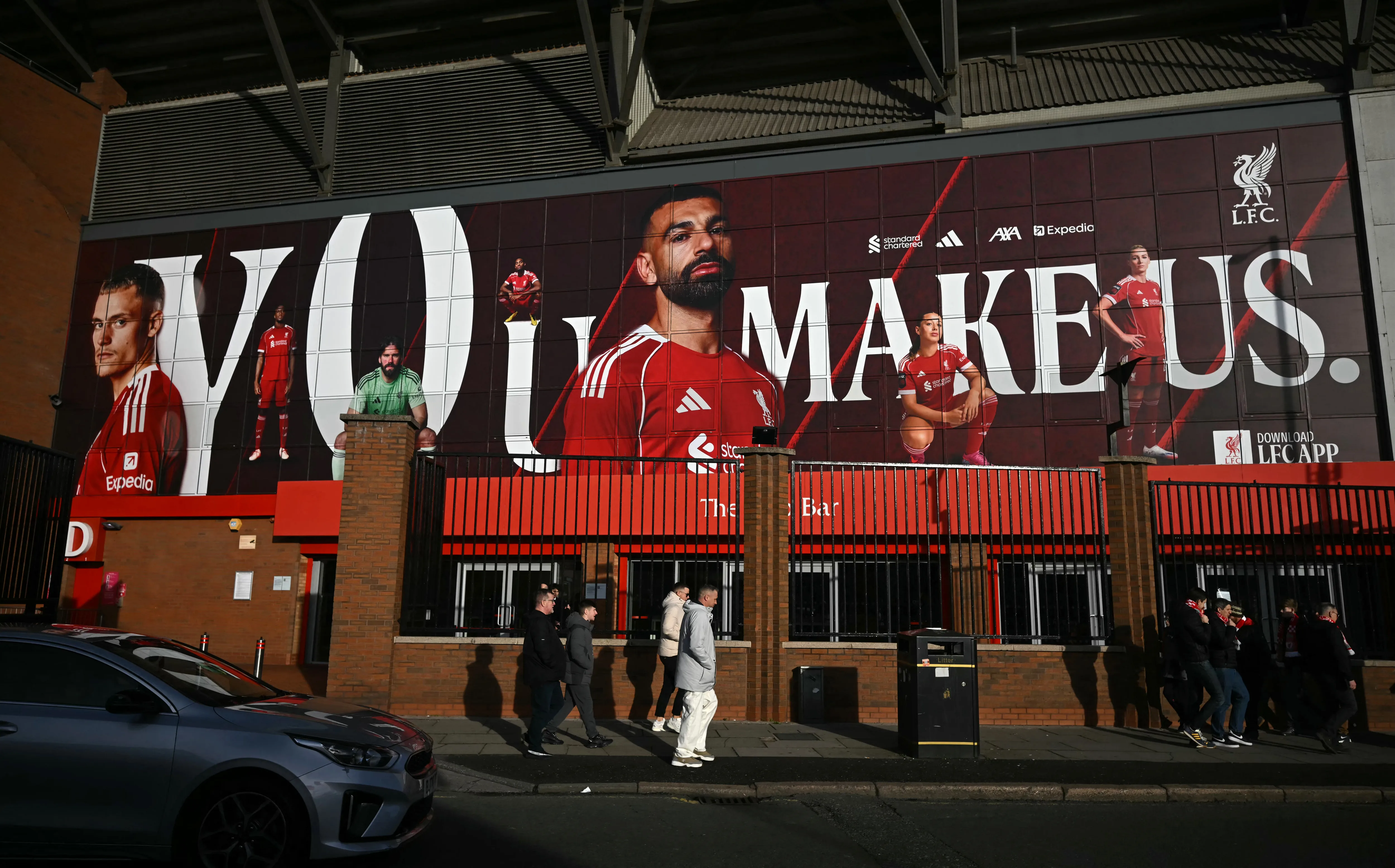 Στον πάγκο ξανά ο Σαλάχ: Τι συμβαίνει με τον Αιγύπτιο σταρ;