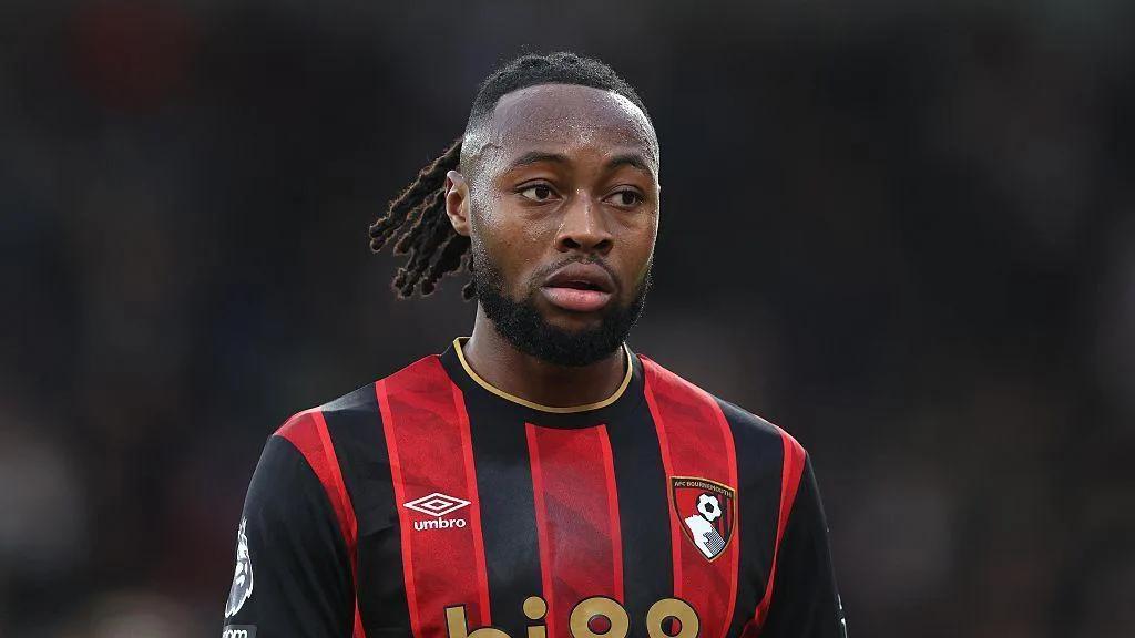 Η Μάχη για τον Σεμένιο: Η Μάντσεστερ Σίτι Κοντά στην Απόκτηση του