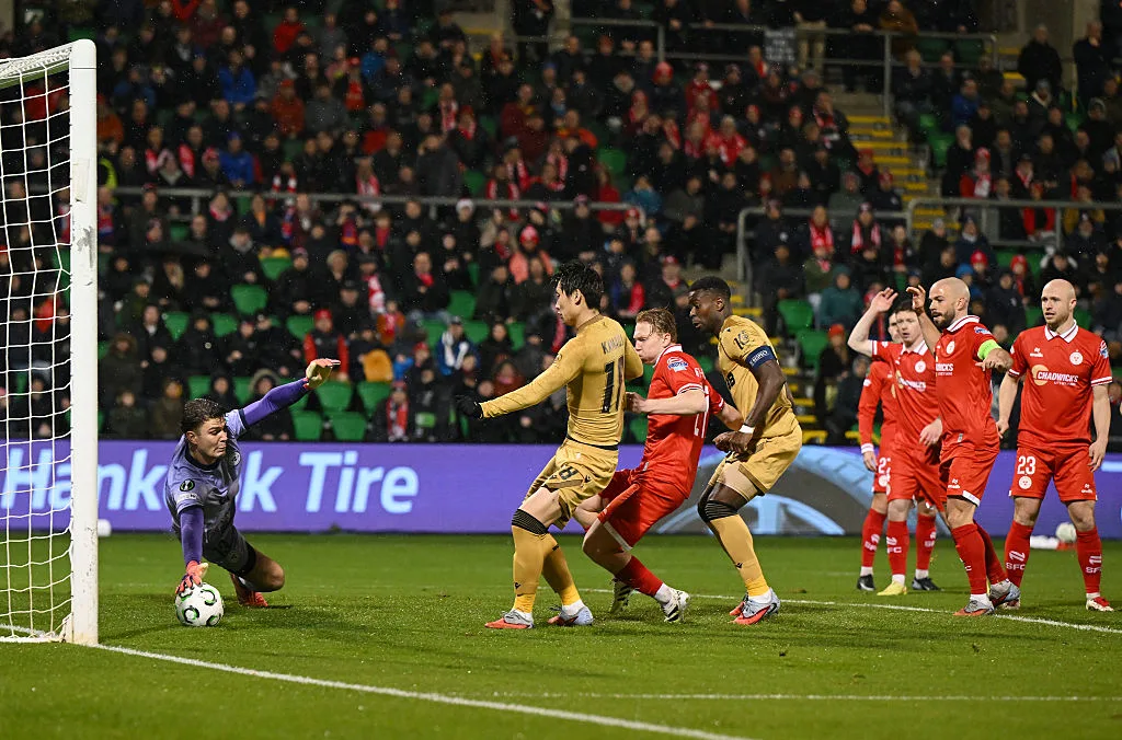 Ο Ούτσε ανοίγει λογαριασμό με γκολ και προκαλεί τον Ματέτα