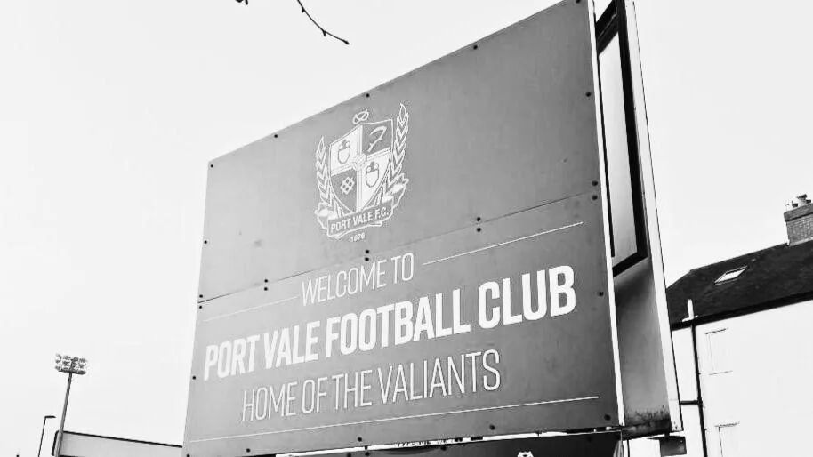 Θλίψη στην Port Vale: Απώλεια φιλάθλου κατά τη διάρκεια αγώνα