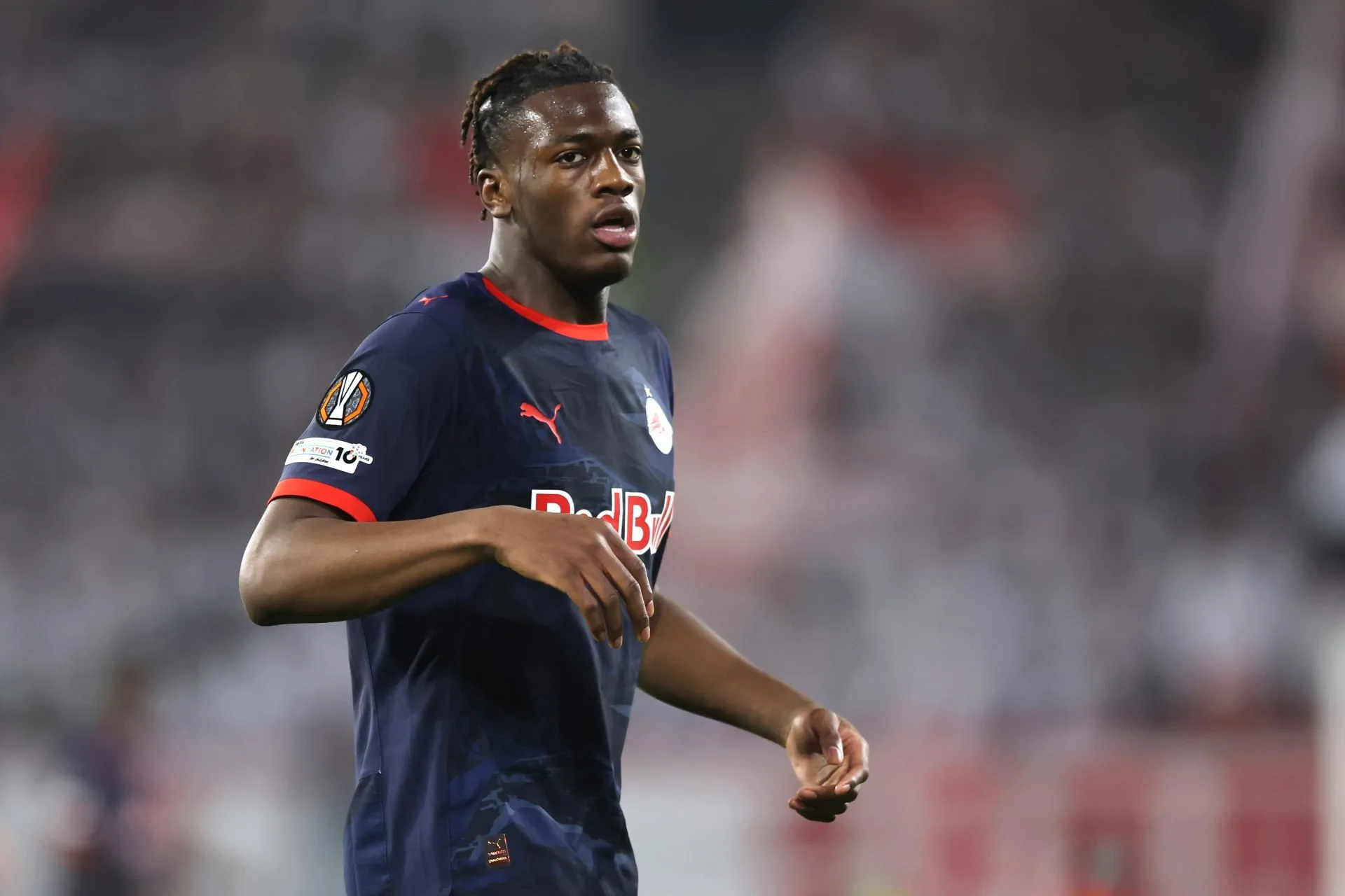 Η Ρεάλ Μαδρίτης στοχεύει σε νεαρό ταλέντο για την άμυνα