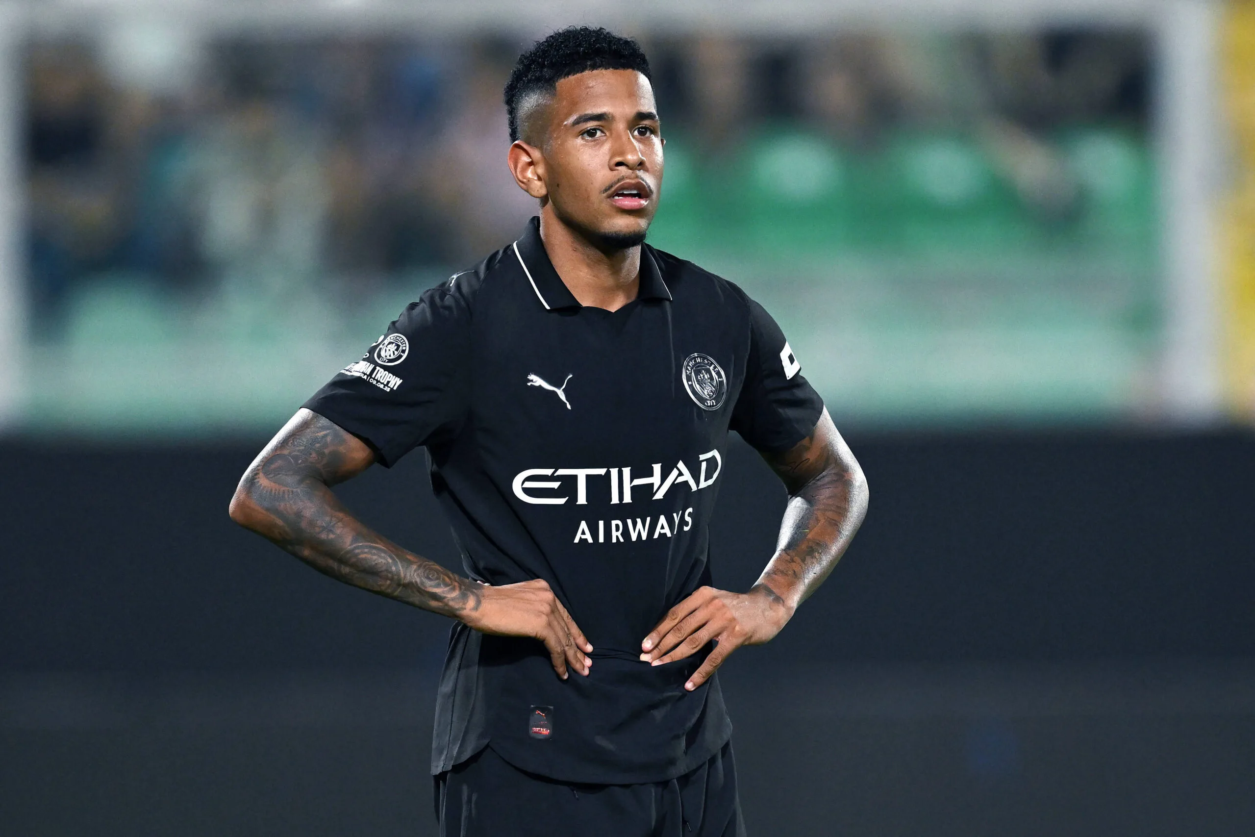 Αναζητώντας Ισορροπία και Ενίσχυση στα Άκρα για την Τότεναμ