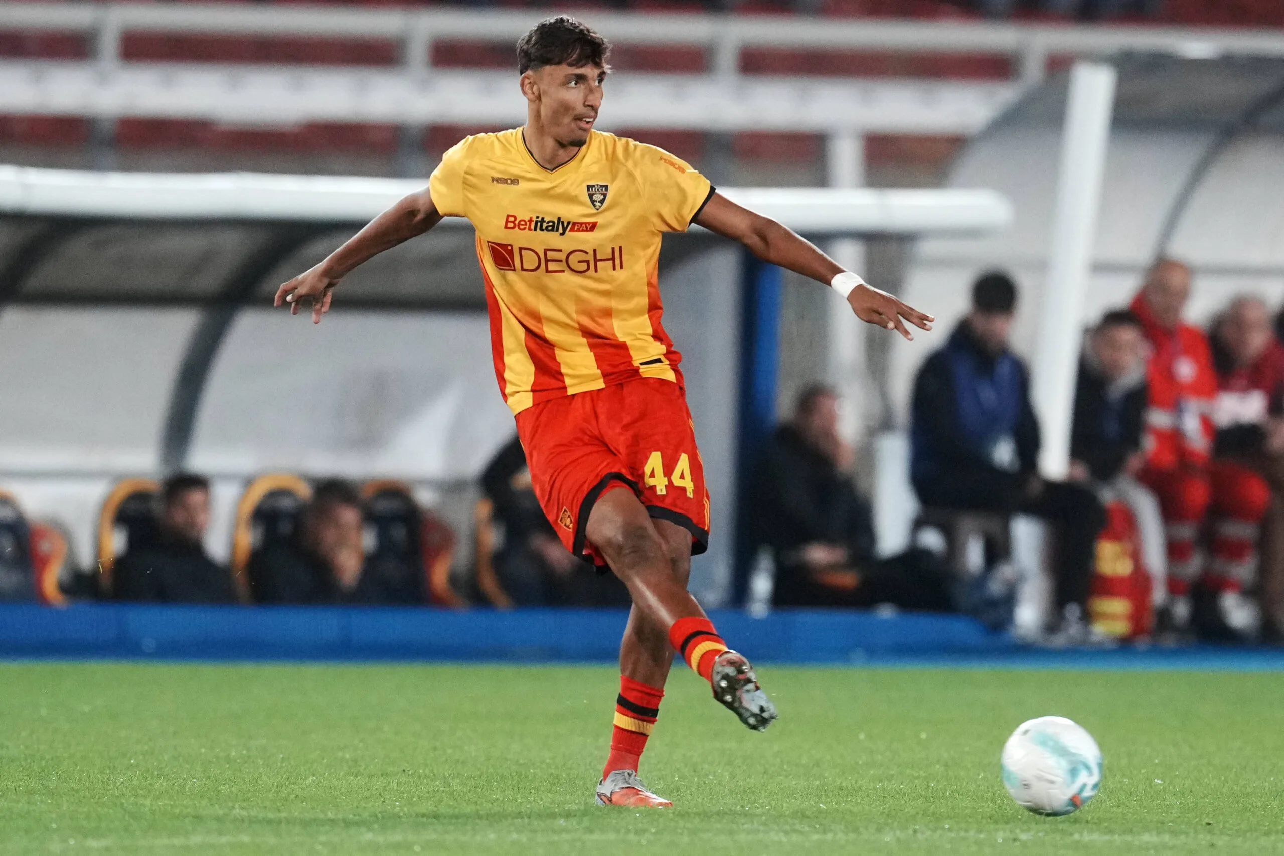 Μάχη για τον νεαρό αμυντικό της Serie A