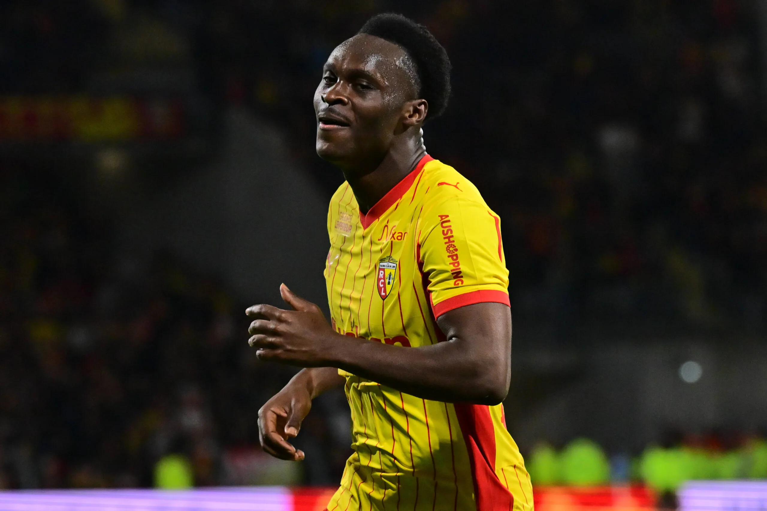 Η Γουέστ Χαμ εξετάζει την απόκτηση του Σάμσον Μπαϊντού